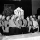 Fritz Kuhn (centro) durante una reunión del Bund en Estados Unidos. AP